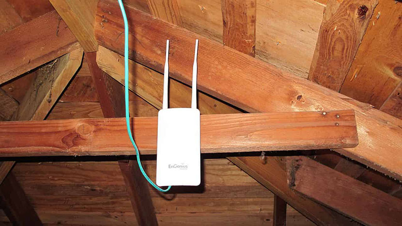 My Network Cupboard: Extending the WiFi